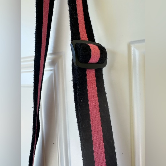 Sanrio Hello Kitty Bag Purse Adjustable Strap and Decorative Patches Pink - Picture 11 of 13